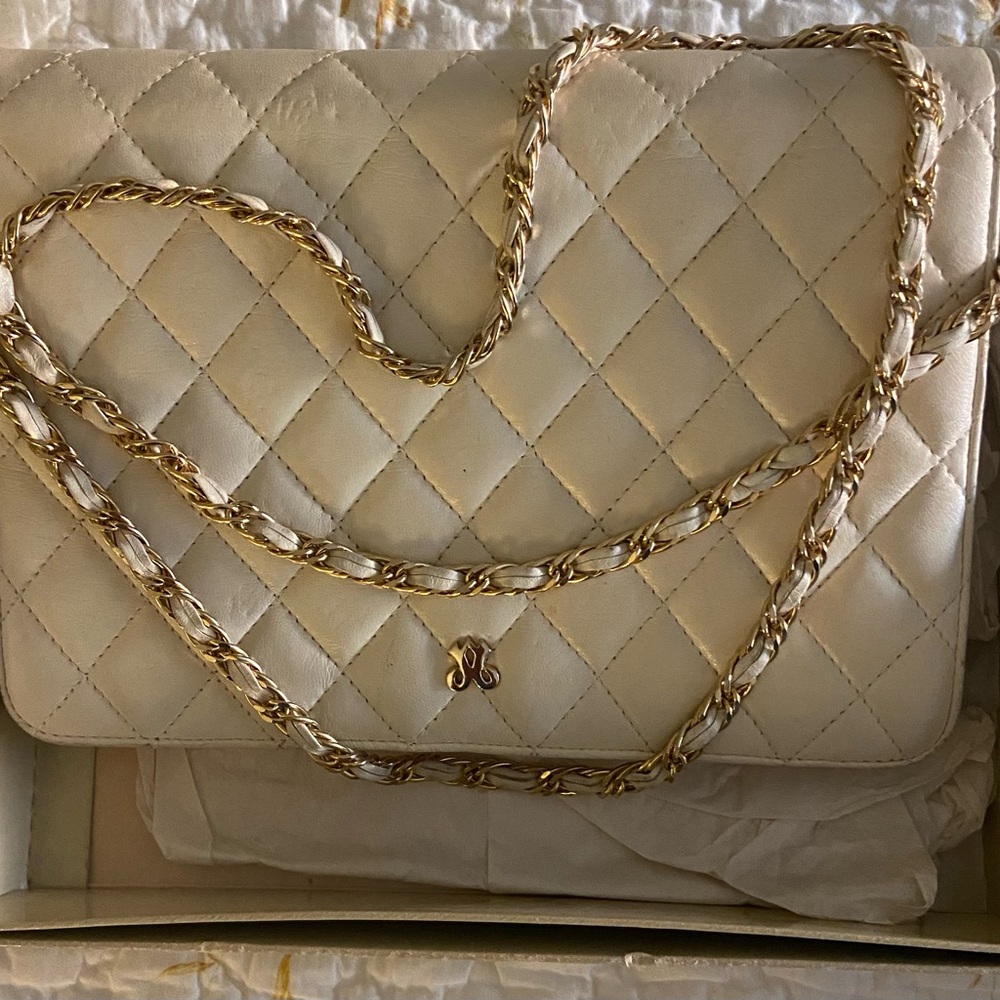 Jay Herbert vintage Cream Quilted Shoulder Bag
